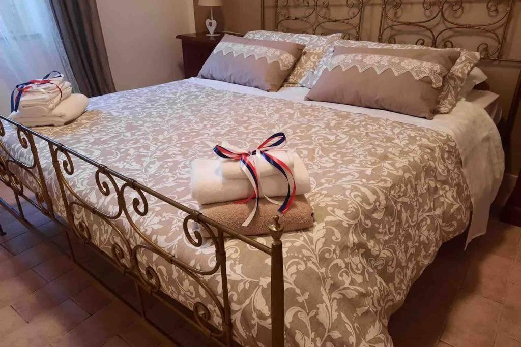 Casa Flea - Holiday Apartment With 2 Bedrooms グアルド・タディーノ エクステリア 写真
